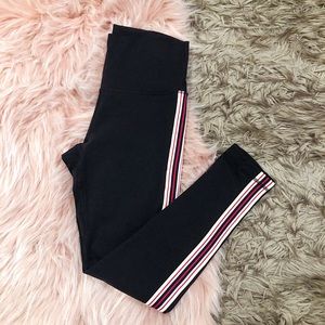 NWOT Aritzia TNA Atmosphere Leggings with stripes